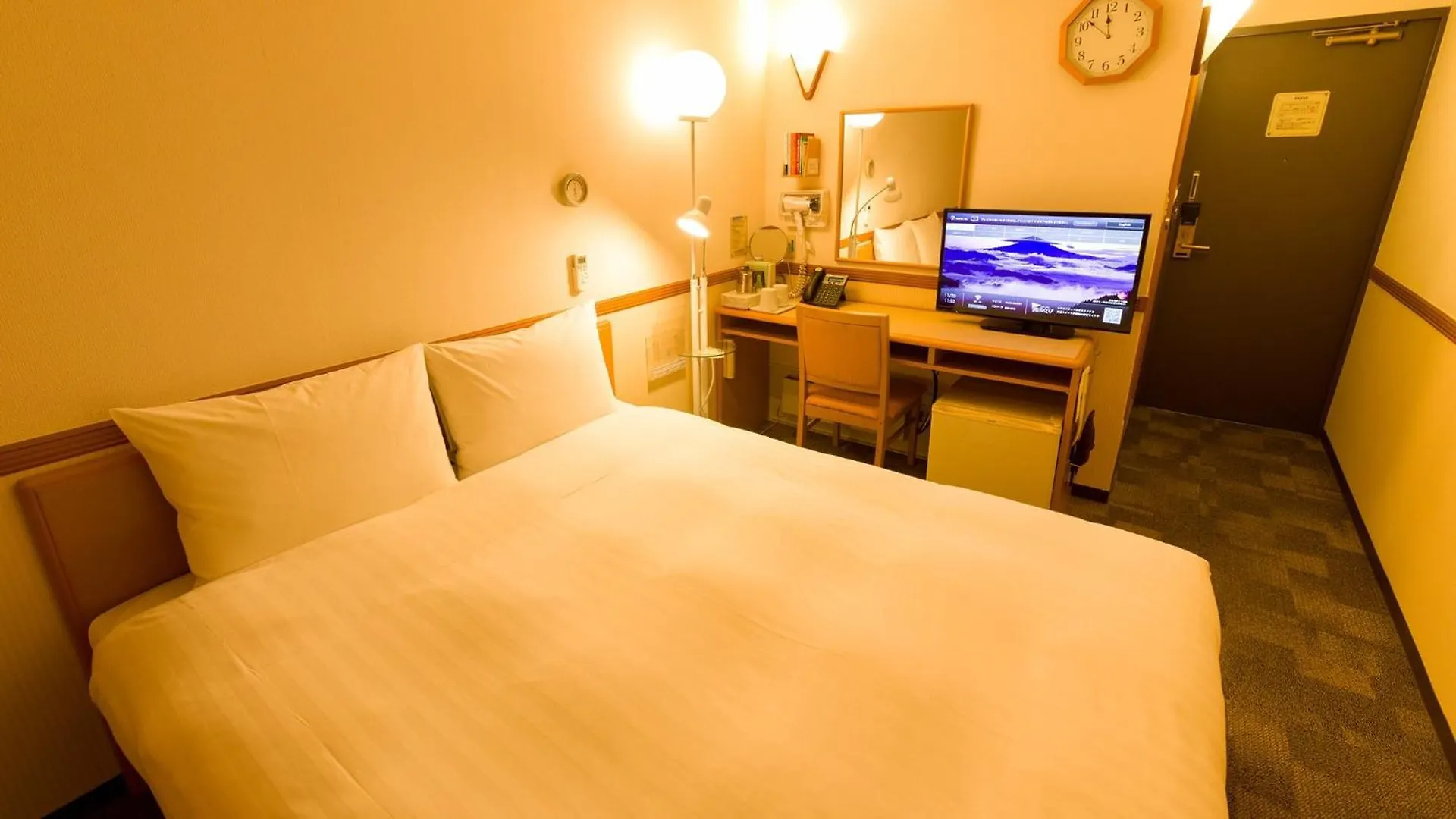 Toyoko Inn Kobe Sannomiya-Eki Higashi
