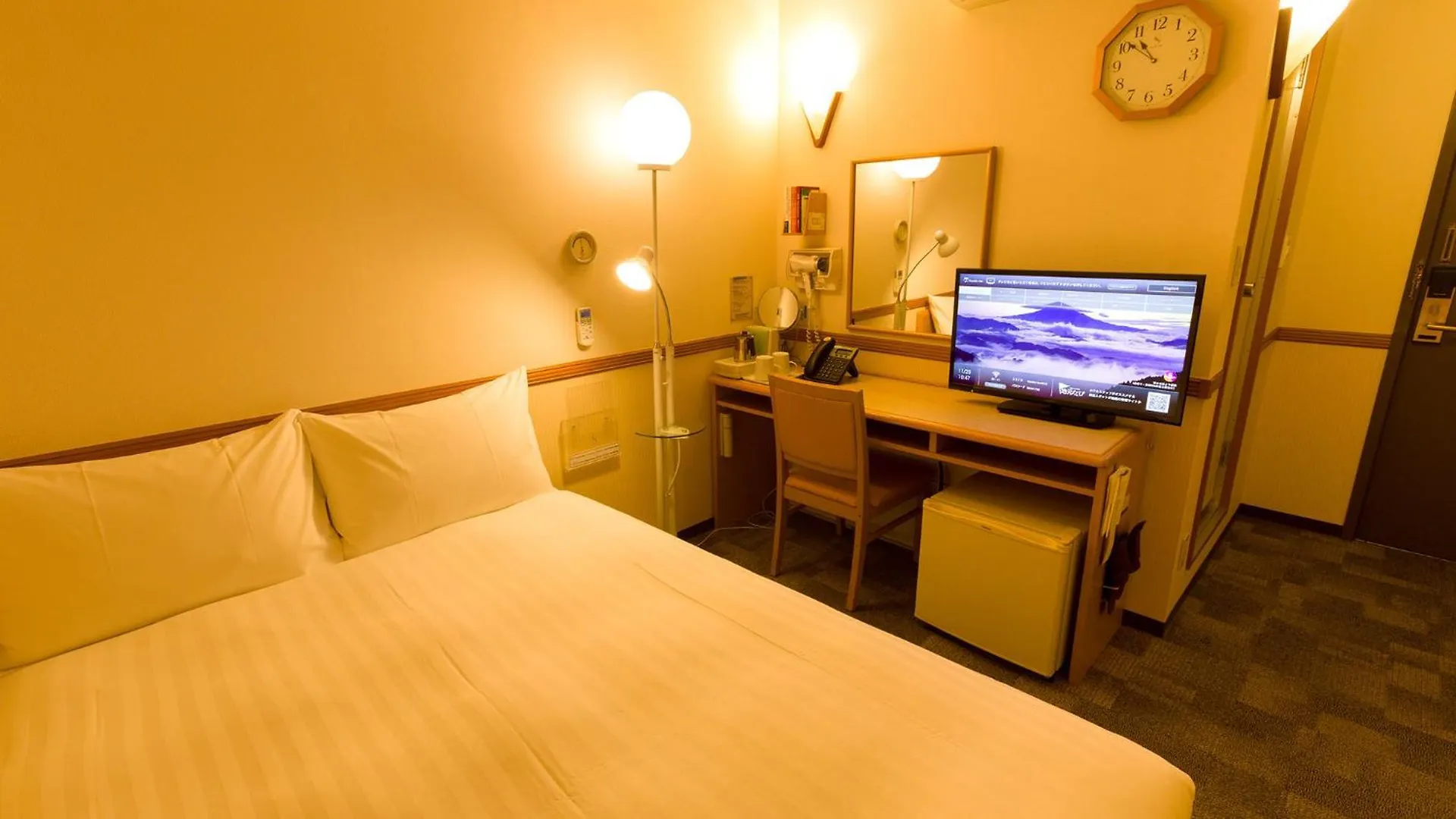 Toyoko Inn Kobe Sannomiya-Eki Higashi