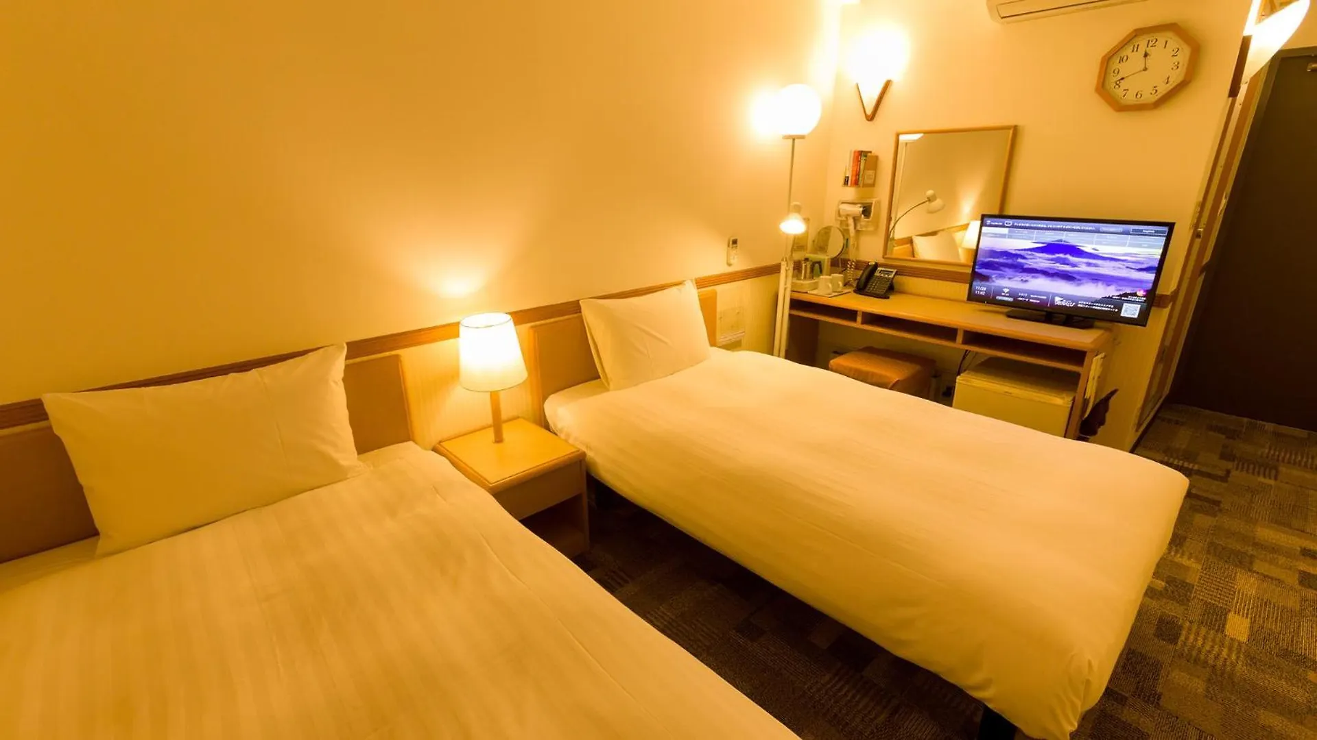 Hotel Toyoko Inn Kobe Sannomiya-Eki Higashi