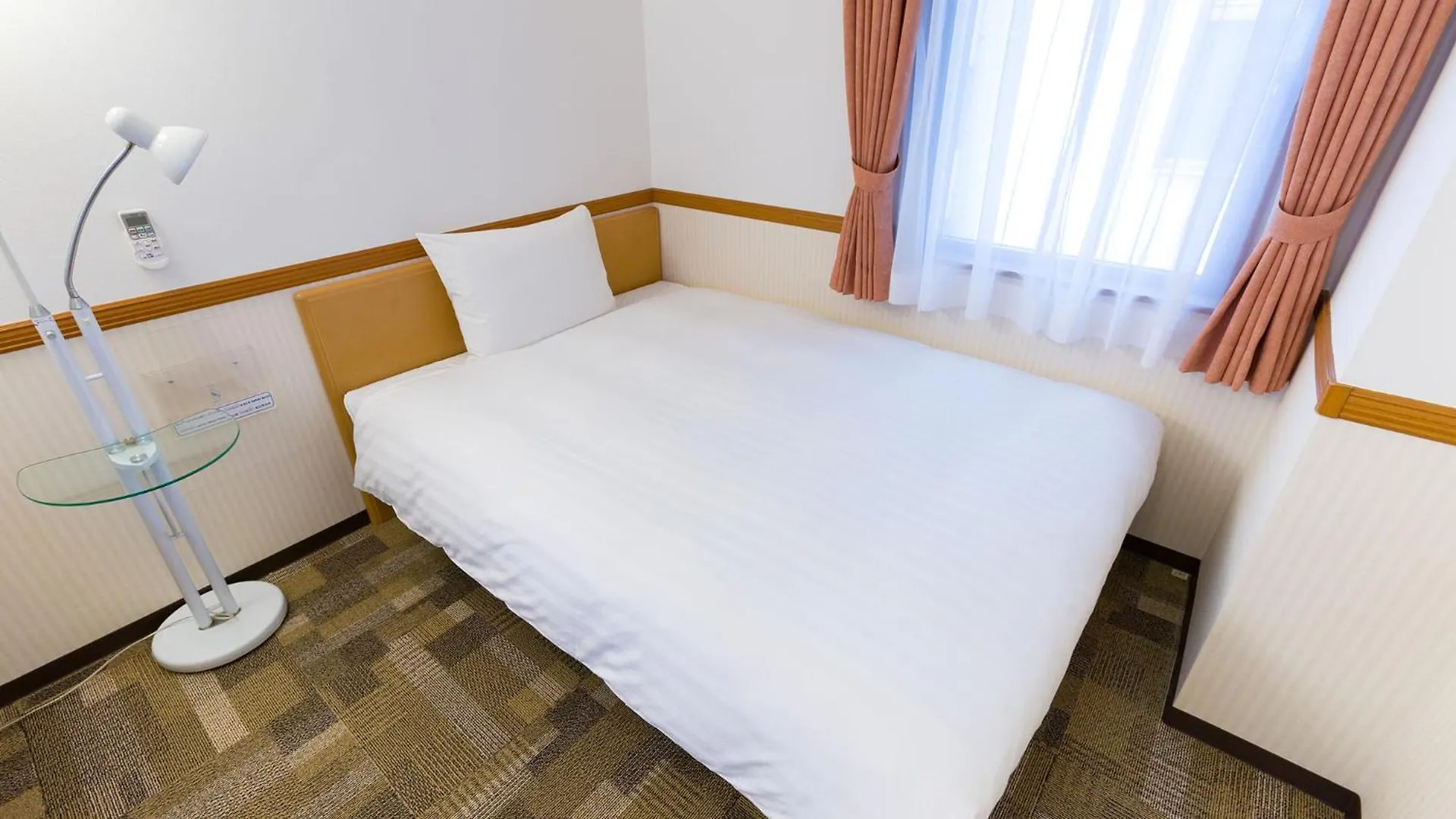 Toyoko Inn Kobe Sannomiya-Eki Higashi 3*,  Japan
