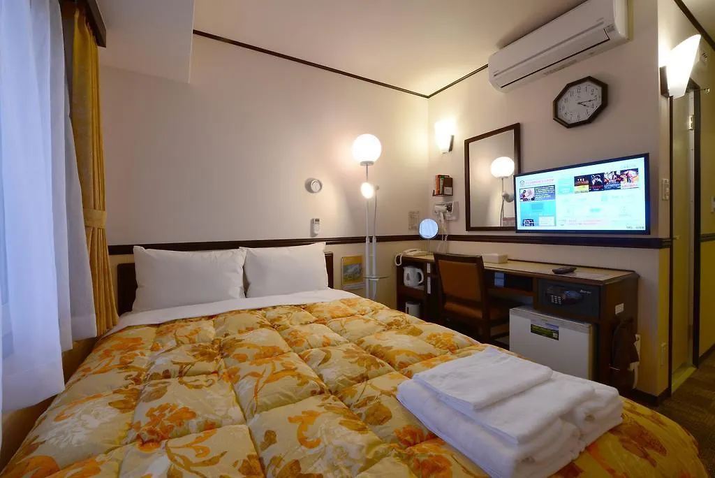 Toyoko Inn Kobe Sannomiya-Eki Higashi Hotel