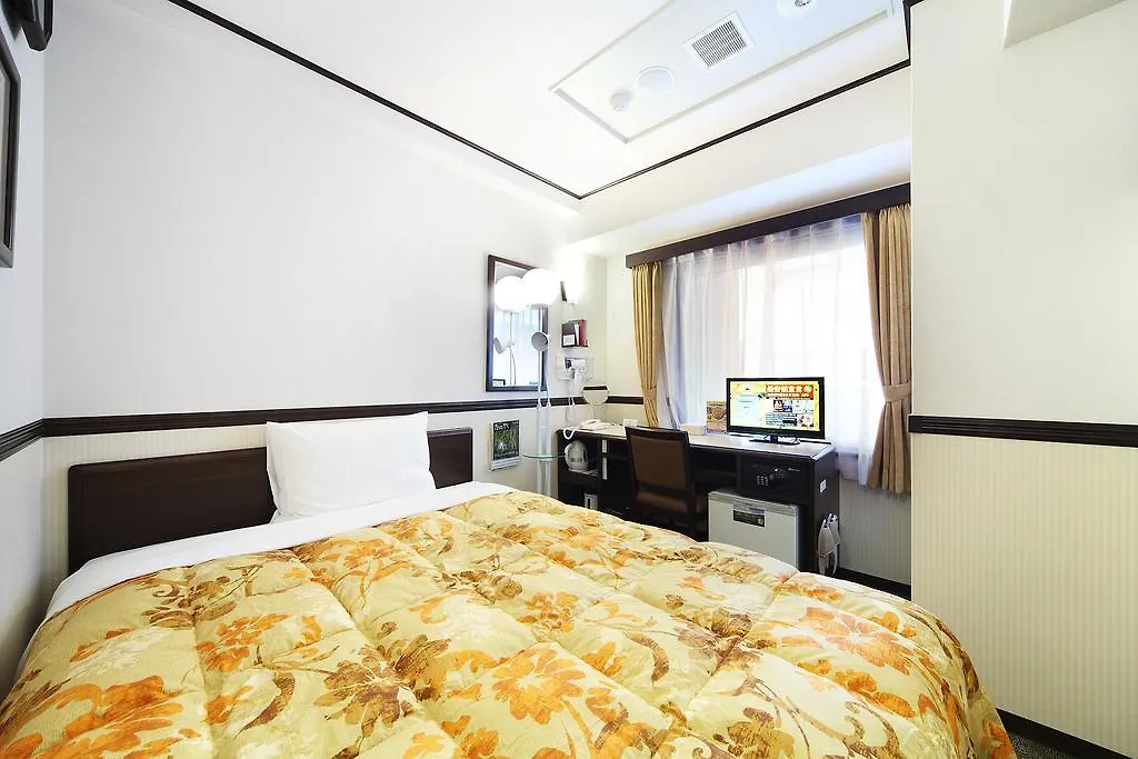 Toyoko Inn Kobe Sannomiya-Eki Higashi Hotel